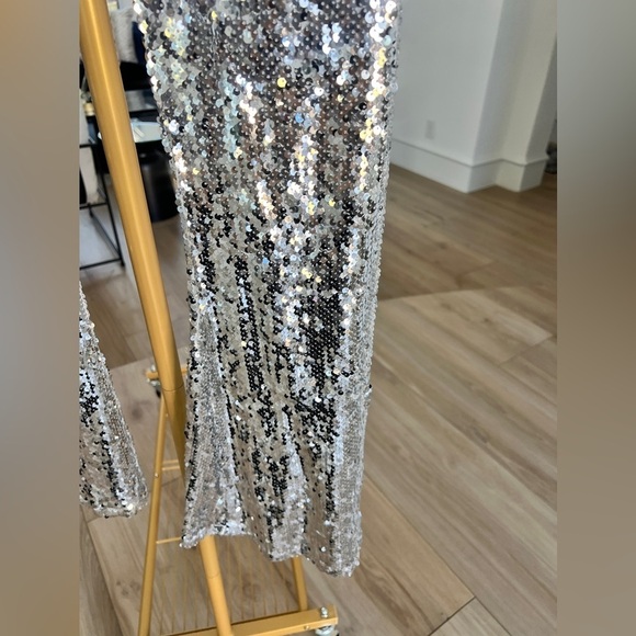 Endless Rose Sequin Flare Pants - Picture 7 of 9